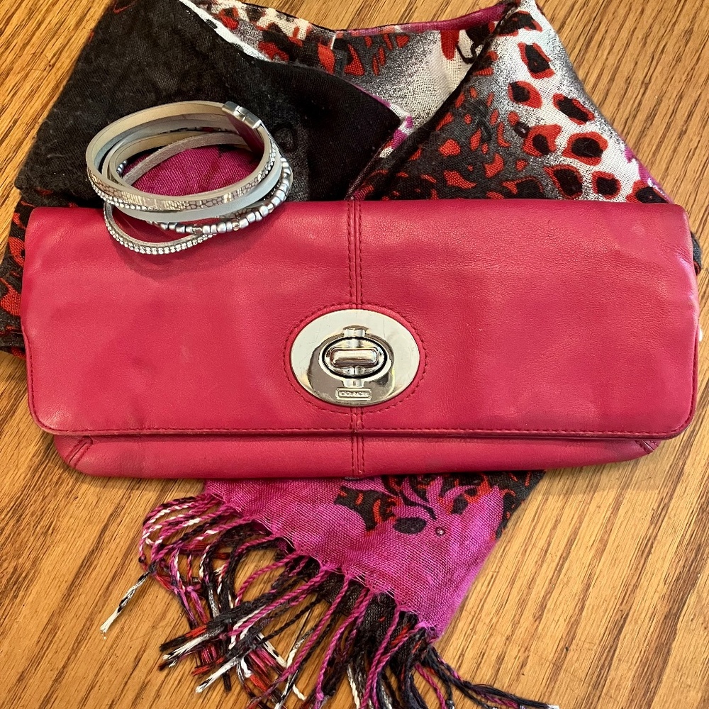 PINK LEATHER COACH Trunlock Slim Envelope Wallet